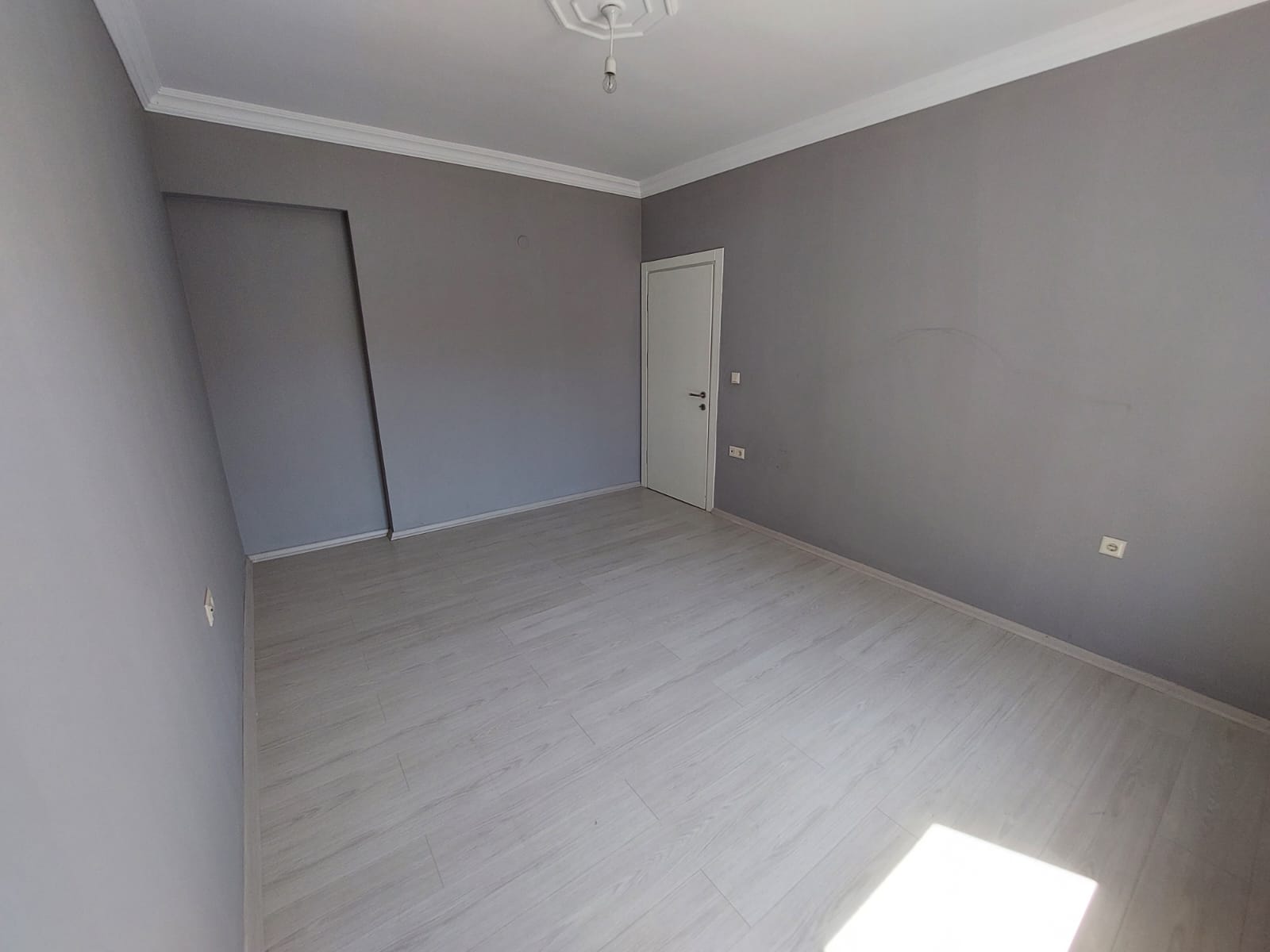 ŞAHİNCİLİ MAH. UMUT HASTANESİ ARKASINDA KİRALIK 3+1 DAİRE
